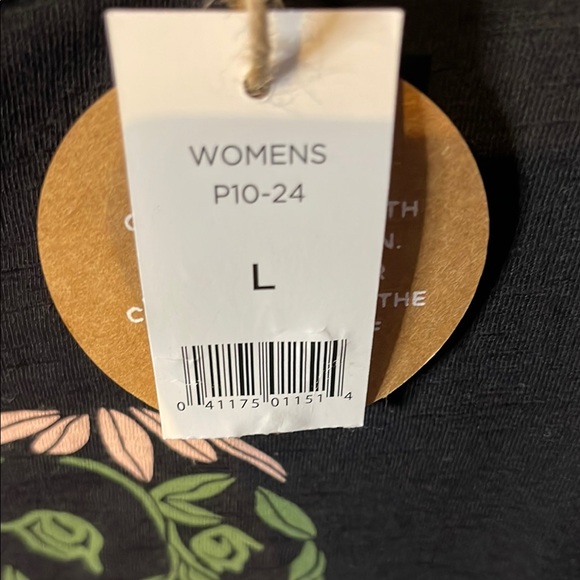 Dip Black T-Shirt w/Owl and Floral Art/chicken pen/Harriett Potter shirt bundle - Picture 3 of 7